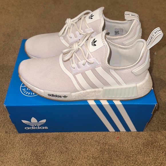 adidas gazelle silver green womens Adidas Nmd R1 BB2888 Primeknit Ultraboost Sneakers Gray US 9.5